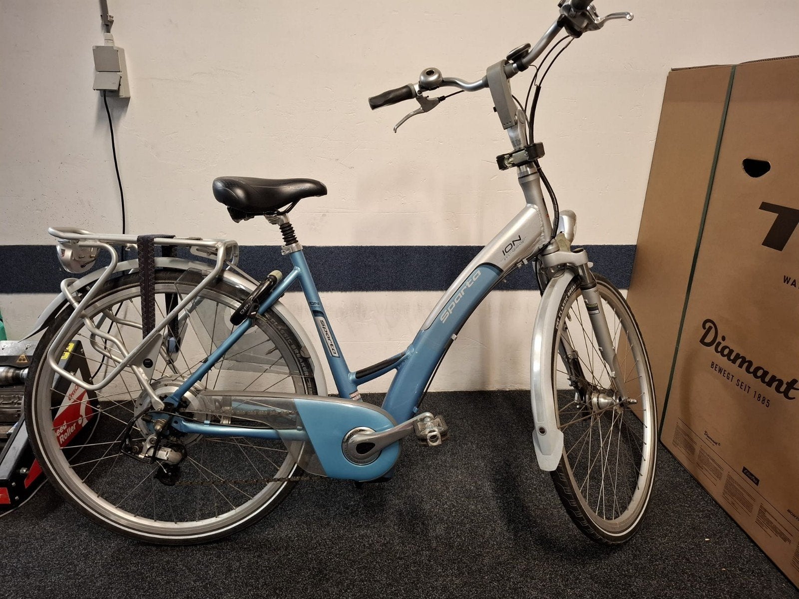 Foto 2 van Batavus Sparta ION elektrische fiets uit 2009