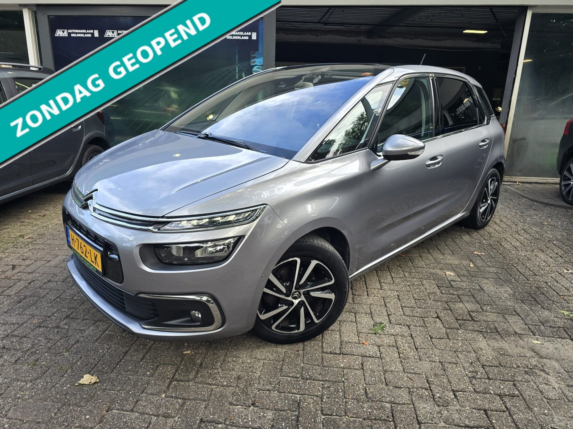 Citroen C4 SpaceTourer 1.2 131 PK Shine | 2E EIGENAAR |3/6 O, Auto's, Automatische klimaatregeling, Stof, Gebruikt, 1199 cc