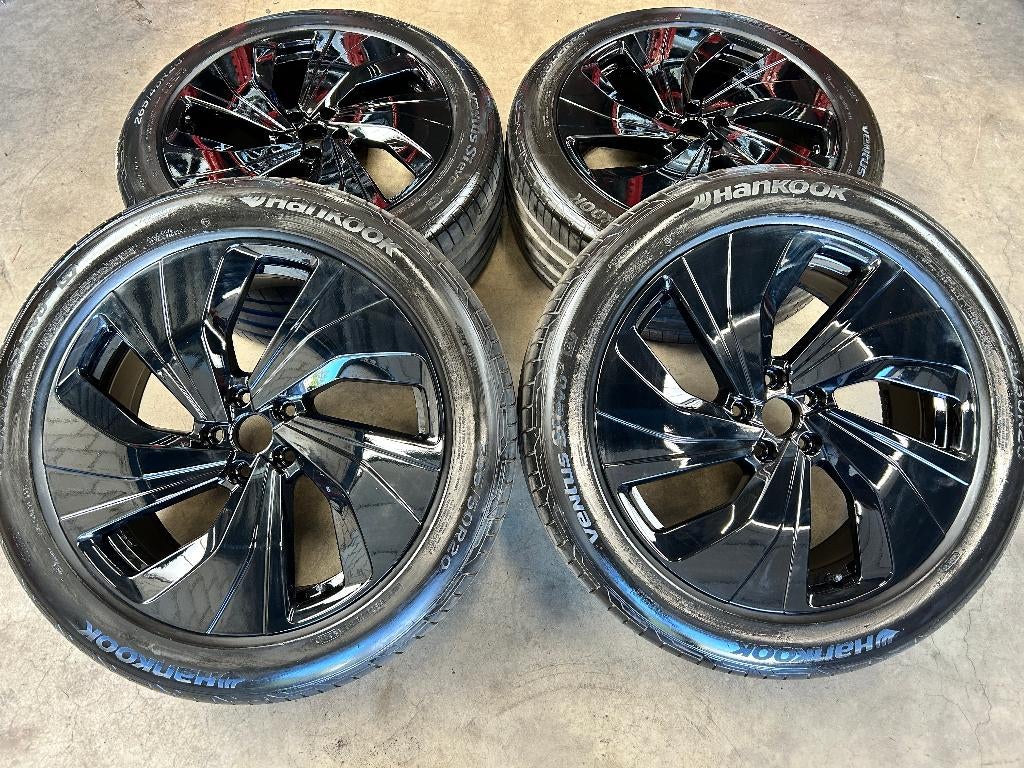 20 inch originele velgen + zomerbanden Volkswagen ID.Buzz