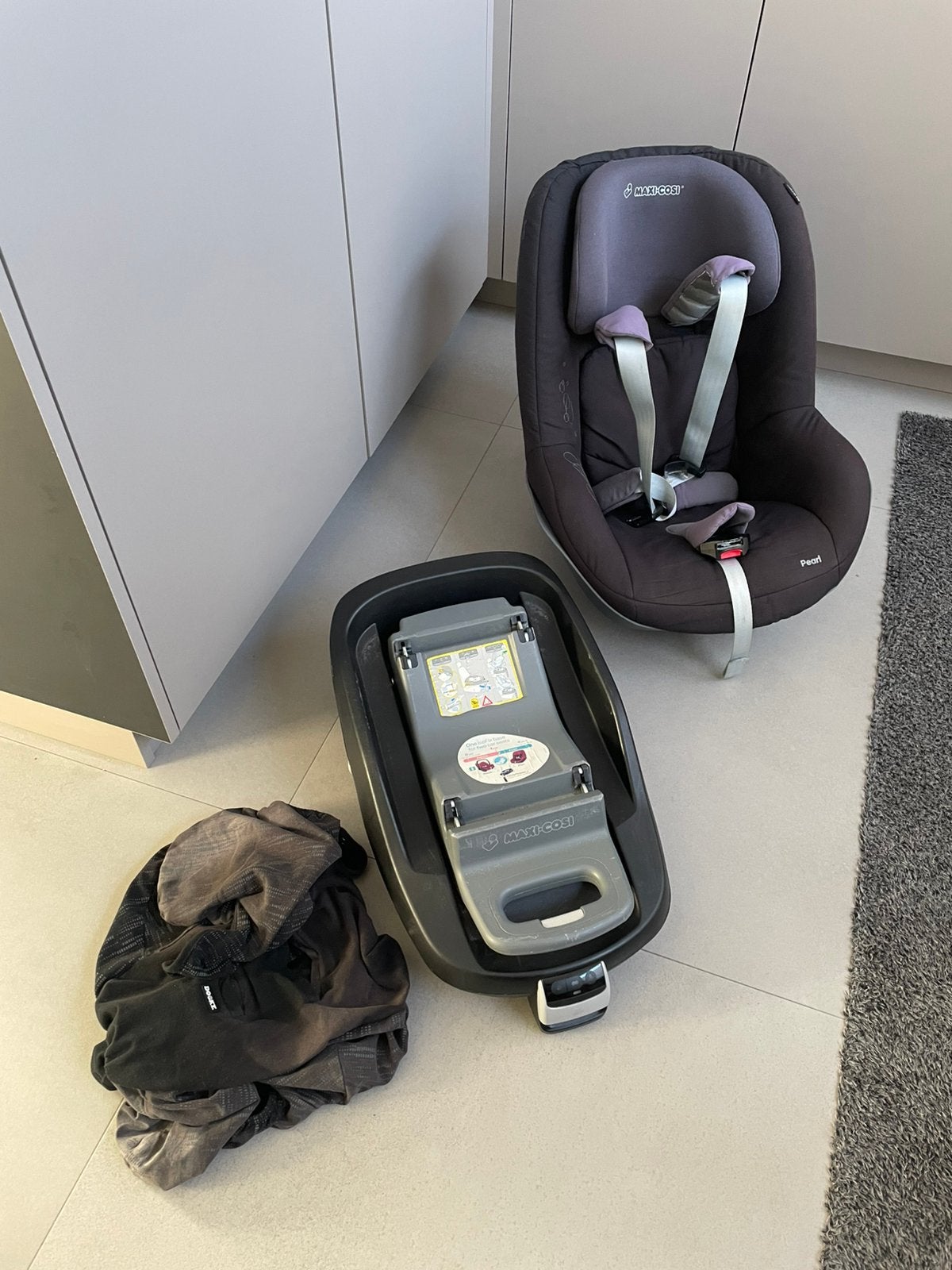 Isofix base (family fix) en Pearl maxi cosi auto stoel, Kinderen en Baby's, Ophalen, Gebruikt, 9 t/m 18 kg, Isofix