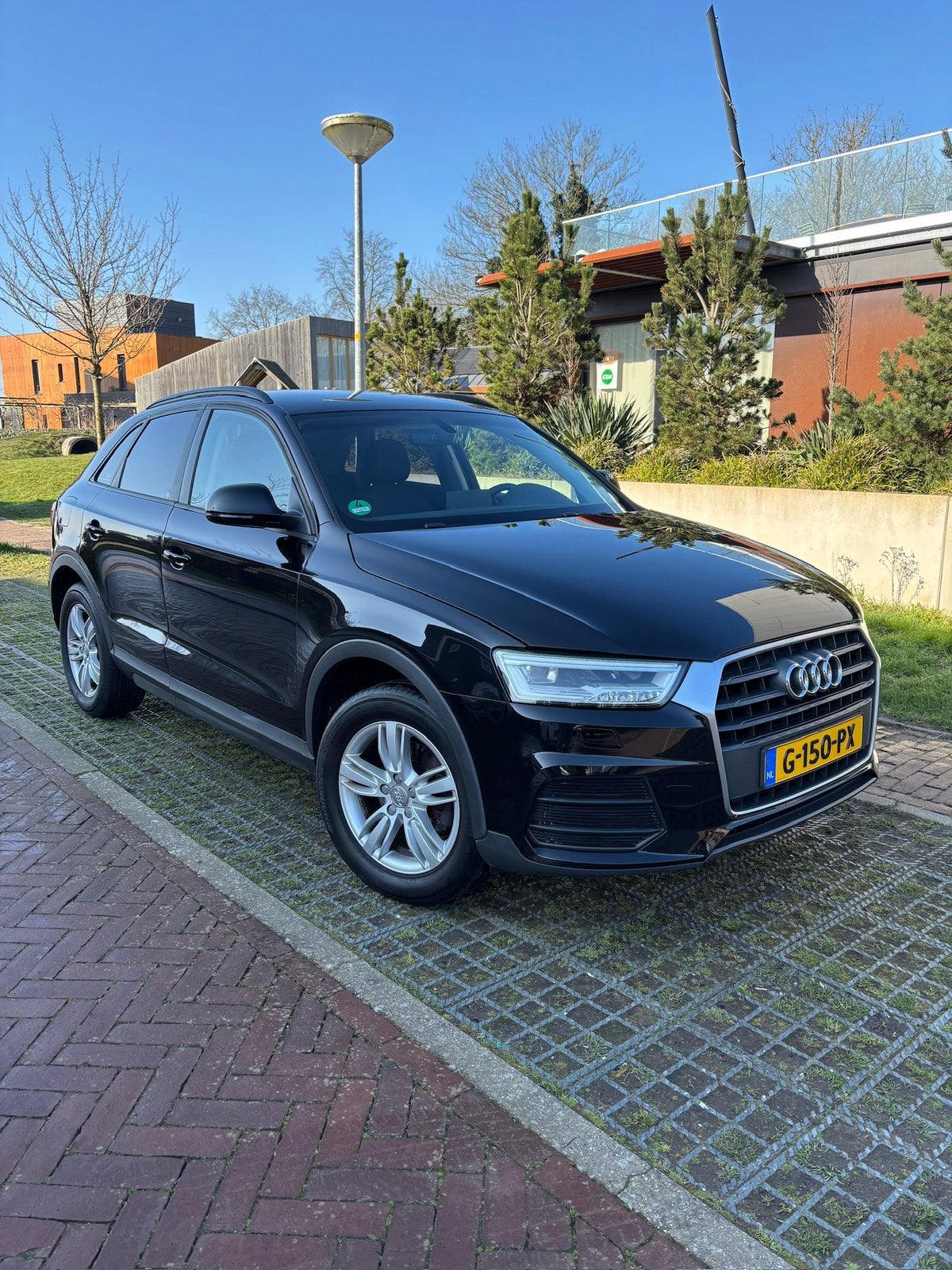 Audi Q3 1.4 Tfsi 125PK 2017 Zwart, Auto's, 1800 kg, 4 cilinders, Zwart, Handgeschakeld