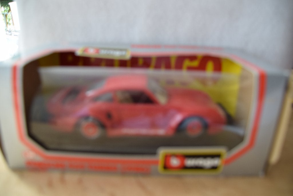 modelauto 1:24, Ophalen of Verzenden, Zo goed als nieuw, Auto, Bburago