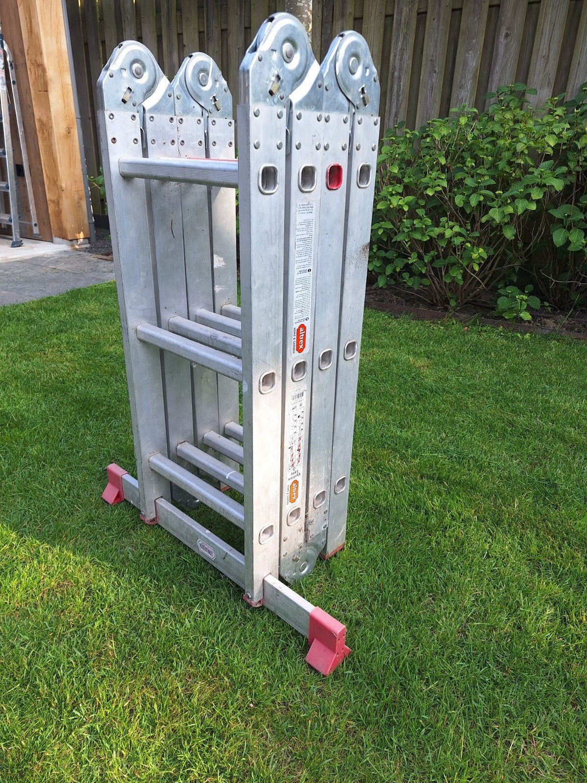 Altrex vouwladder trap aluminium, Ophalen of Verzenden, Gebruikt, 2 tot 4 meter