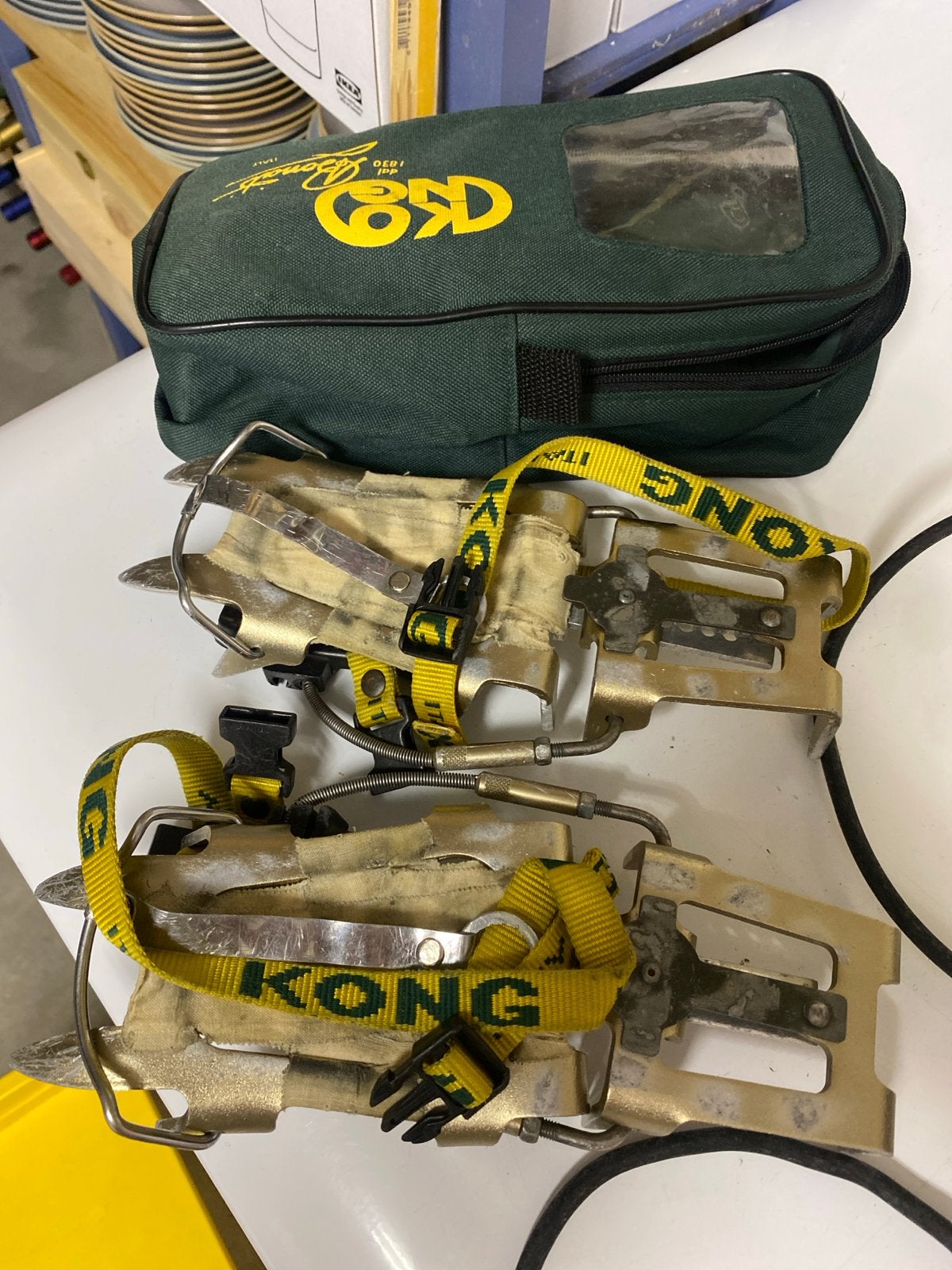 KONG aluminium Stijgijzers met draagtas, Ophalen, Gebruikt, Klimsport-accessoire