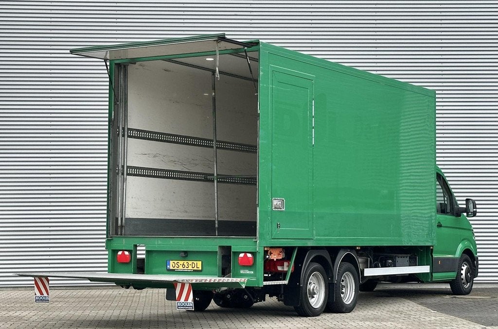 Volkswagen Crafter 50 2.0 TDI Highline BE-combi met laadklep, Auto's, Bestelauto's, Automaat, Gebruikt, 4 cilinders, Volkswagen