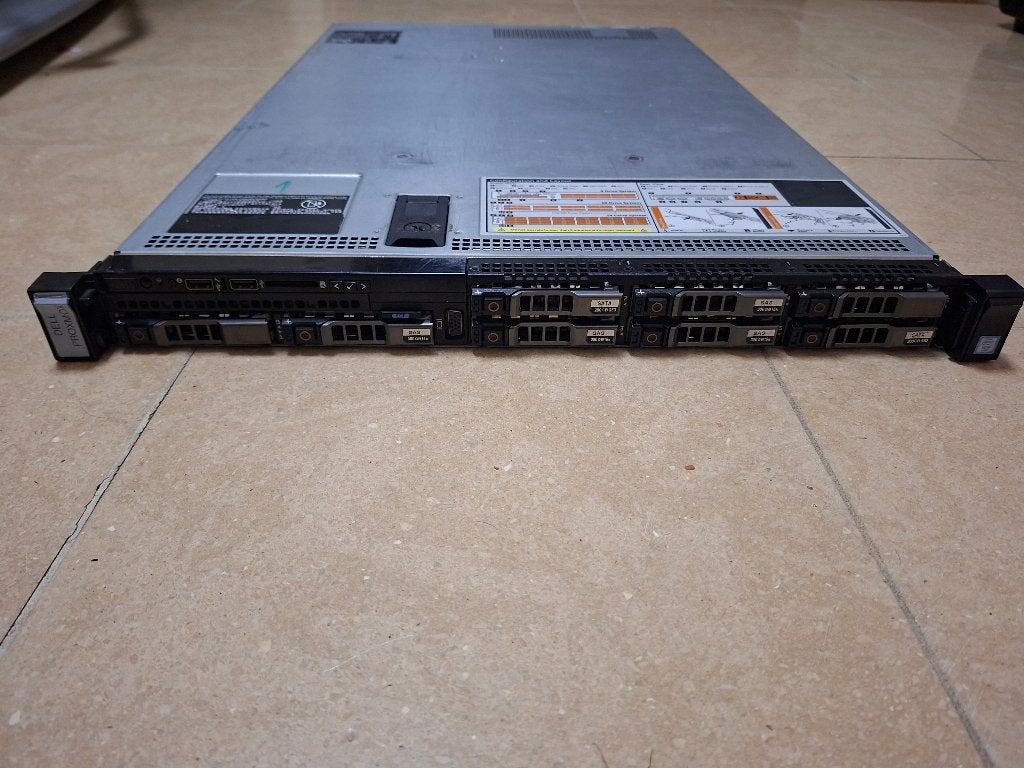 Dell PowerEdge R630 — 1U rack server, Computers en Software, Ophalen, Hot swappable onderdelen, Gebruikt, 5 TB
