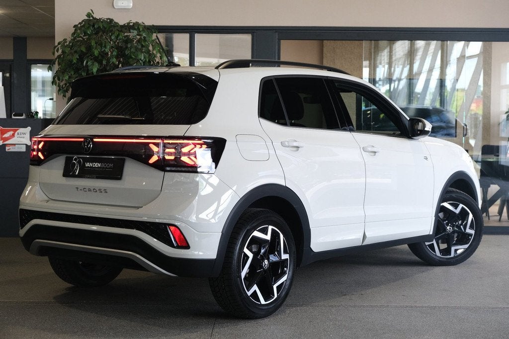 Volkswagen T-Cross 1.0 TSI 2x R-Line DSG Facelift IQ Led Nav, T-Cross, Gebruikt, 620 kg, Origineel Nederlands