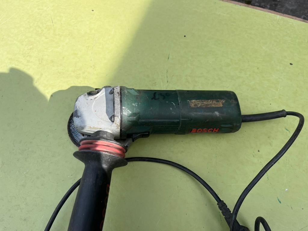Haakse slijpmachine Bosch PWS600, Doe-het-zelf en Verbouw, Gereedschap | Slijpmachines, Ophalen of Verzenden, Gebruikt, Minder dan 700 watt