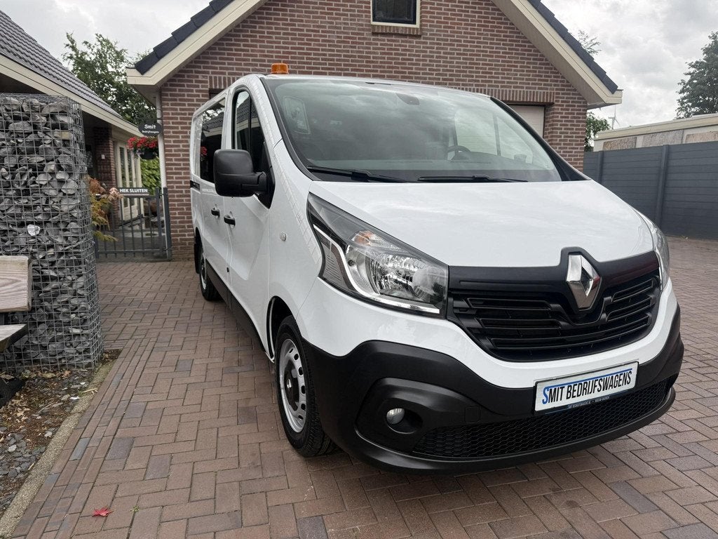 Renault Trafic 1.6 dCi service bus Victron 3000W Bott inrich, Euro 5, Gebruikt, 4 cilinders, 2000 kg