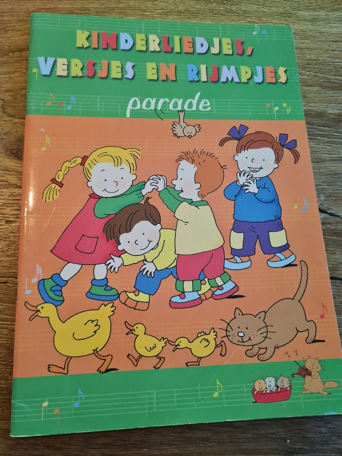 Kinderliedjes, Versjes en Rijmpjes Parade, Boeken, Ophalen of Verzenden, Gelezen, Onbekend, 2 tot 3 jaar