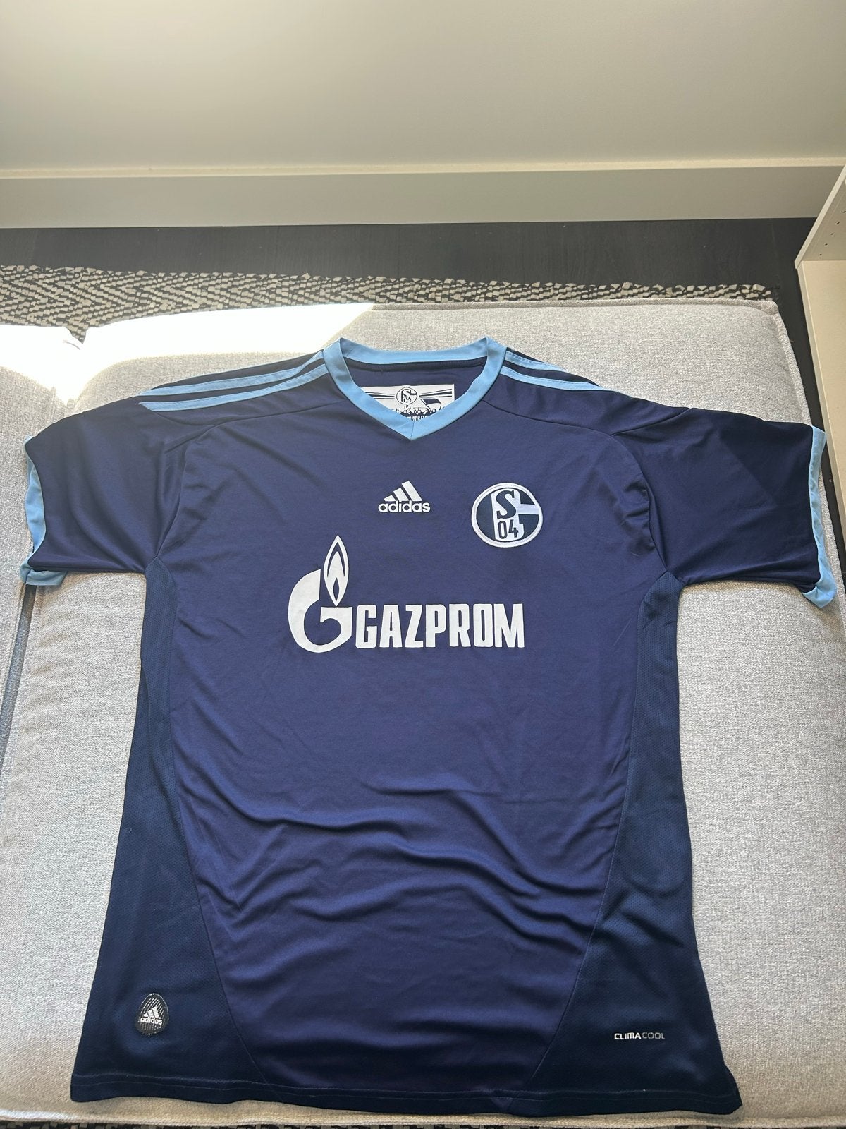 Retro Schalke 04 shirt met Raul, Ophalen of Verzenden, Zo goed als nieuw, Maat 56/58 (XL), Voetbal