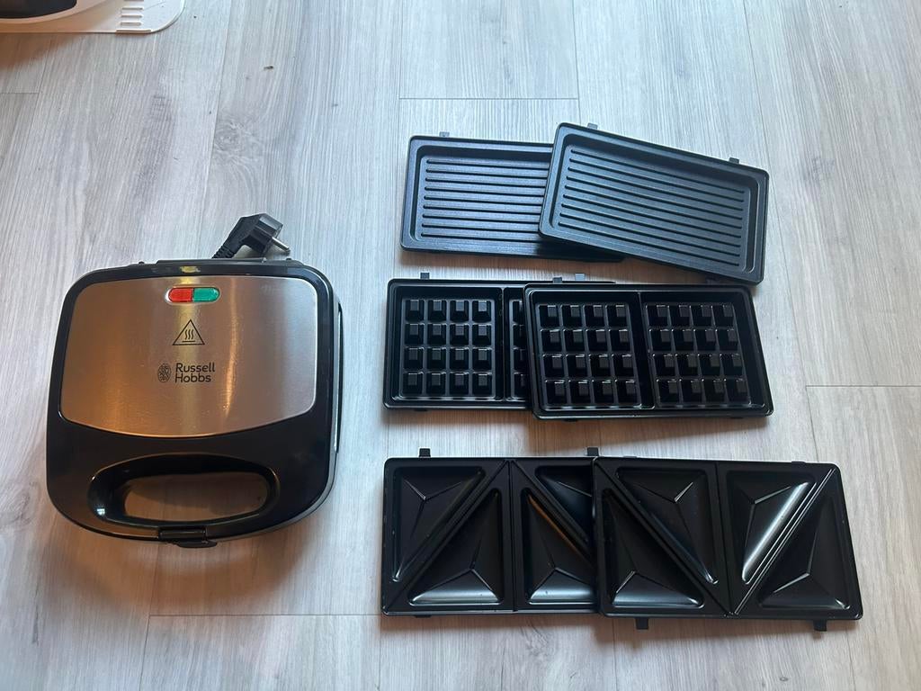 Russell Hobbs Fiesta 3in1 sandwich maker waffle iron grill, Witgoed en Apparatuur, Ophalen, Gebruikt