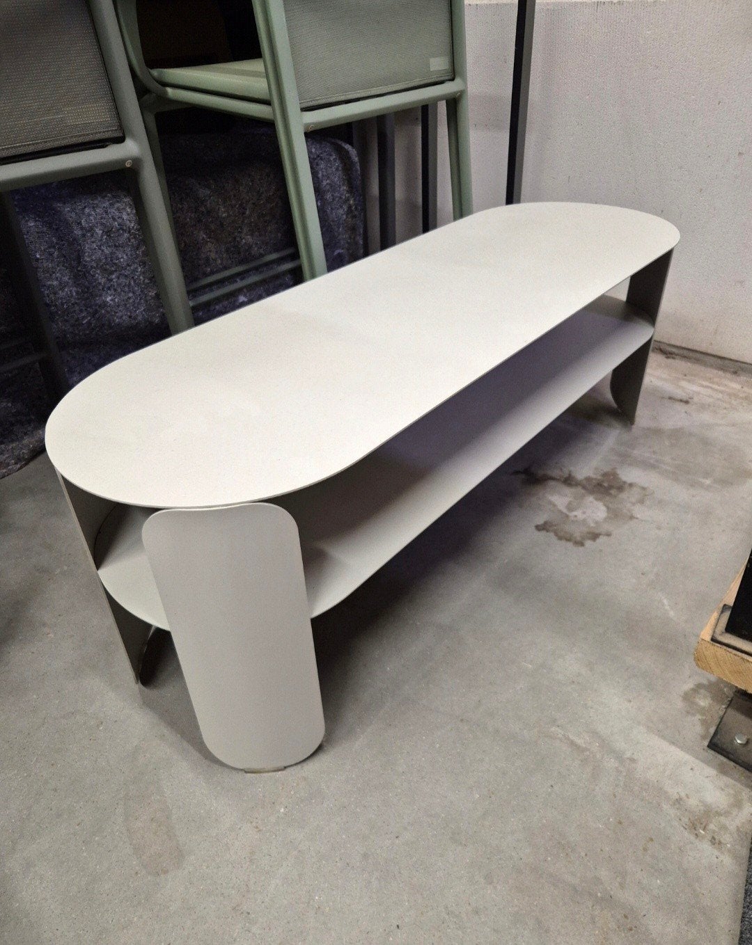 Demo fermob bebop salontafel bijzettafel clay grey 120x40, Minder dan 55 cm, Rond, Nieuw, Ophalen