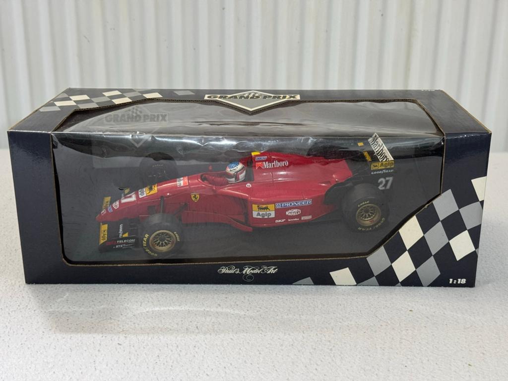 1:18 Ferrari 412 T2 J. Alesi MARLBORO Minichamps, Ophalen of Verzenden, Zo goed als nieuw, Auto, MiniChamps