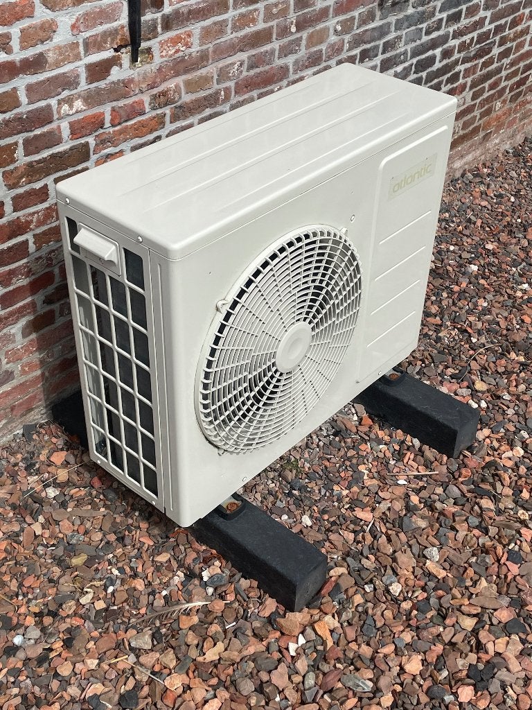 Aurea 5kw R32 Hybride Atlantic warmtepomp, Diensten en Vakmensen, Loodgieters en Installateurs