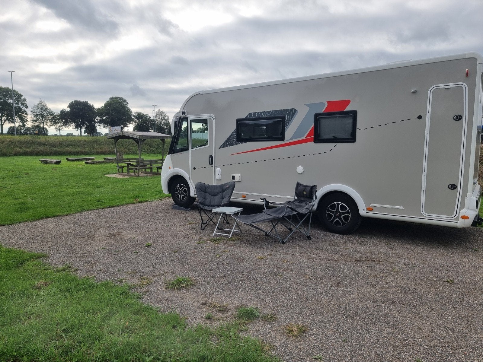 Challenger Integraal Camper - Luxe en Comfort, NIEUWSTAAT, Luifel, Fiat, Diesel, Challenger