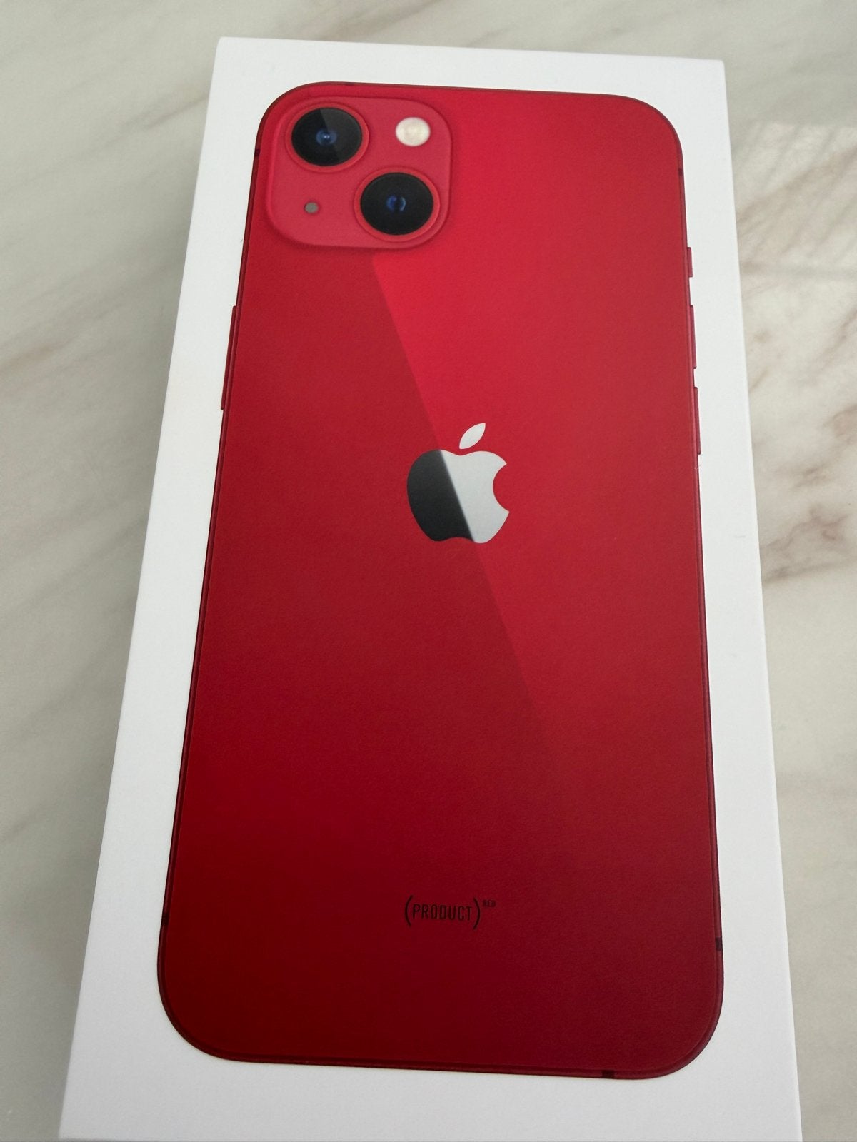 Apple iPhone 13 (PRODUCT)RED 128GB - Zo goed als nieuw