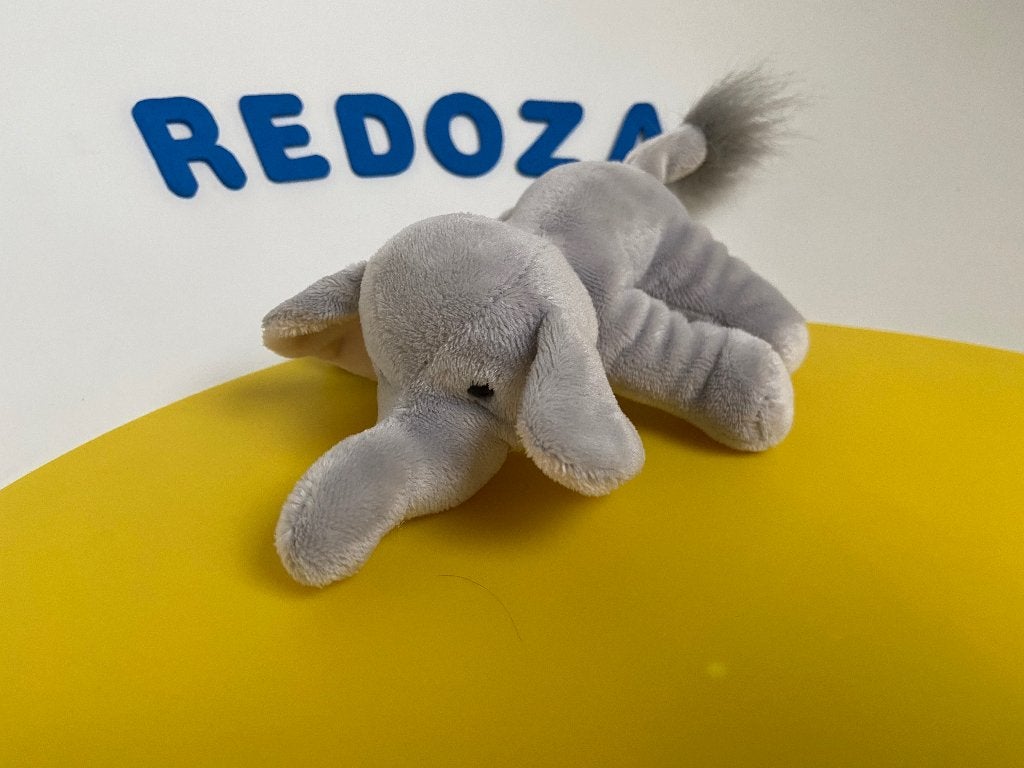 K2268 hema olifant olifantje grijs, Ophalen of Verzenden, Zo goed als nieuw, Overige typen