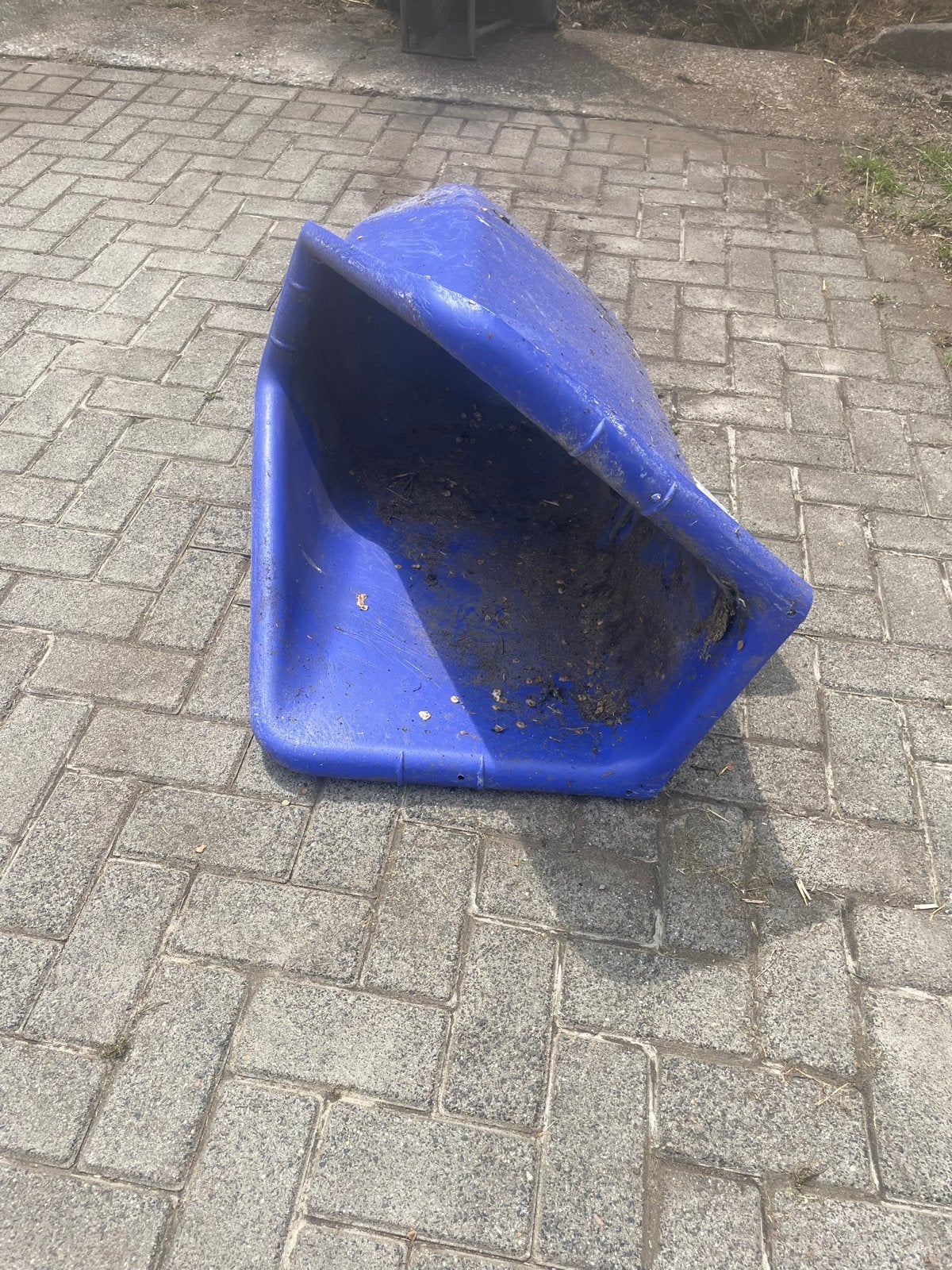 Voerbak krachtvoerbox / melkstal (De Laval), Dieren en Toebehoren, Ophalen of Verzenden, Zo goed als nieuw