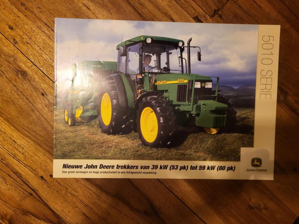 tractor folder John Deere 5010 serie, Ophalen of Verzenden, Zo goed als nieuw