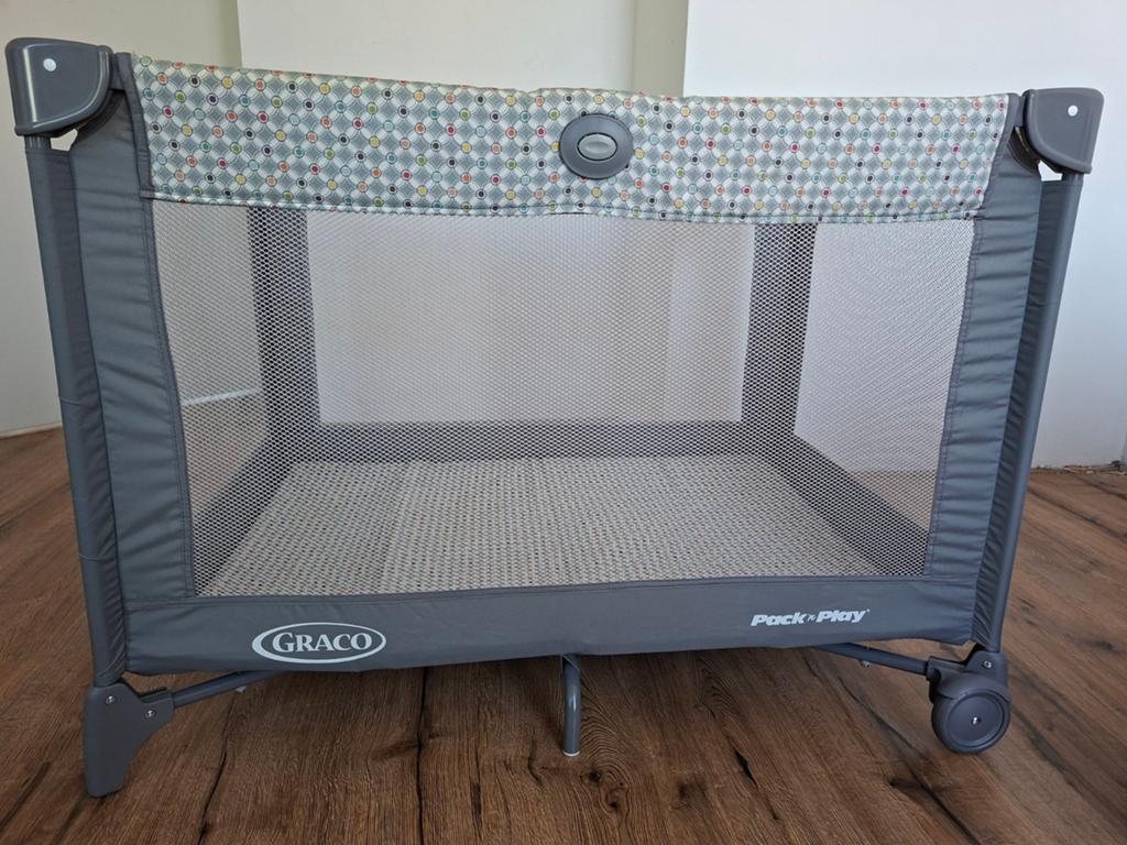 Graco Pack 'n Play campingbed Zo goed als nieuw, Ophalen of Verzenden, Zo goed als nieuw, Rechthoekig, Wieltjes