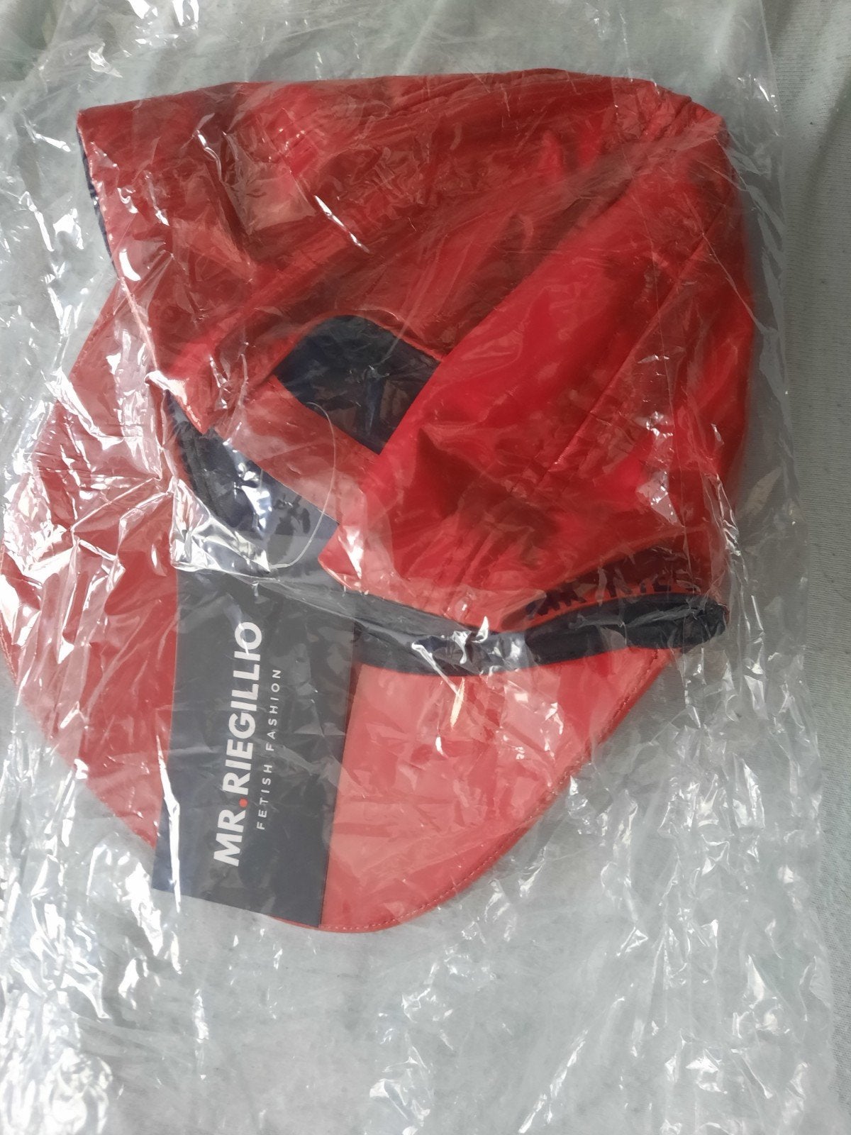 Mr. Riegillio Rode PVC Pet - Nieuw met label, Mr. Riegillio, Nieuw, Pet, One size fits all