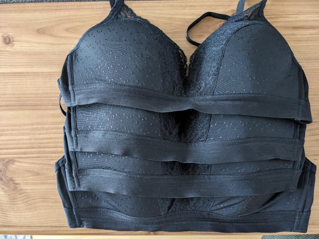 Beha bh Hunkemöller 4 stuks zgan, Hunkemöller, Ophalen of Verzenden, Zwart, BH