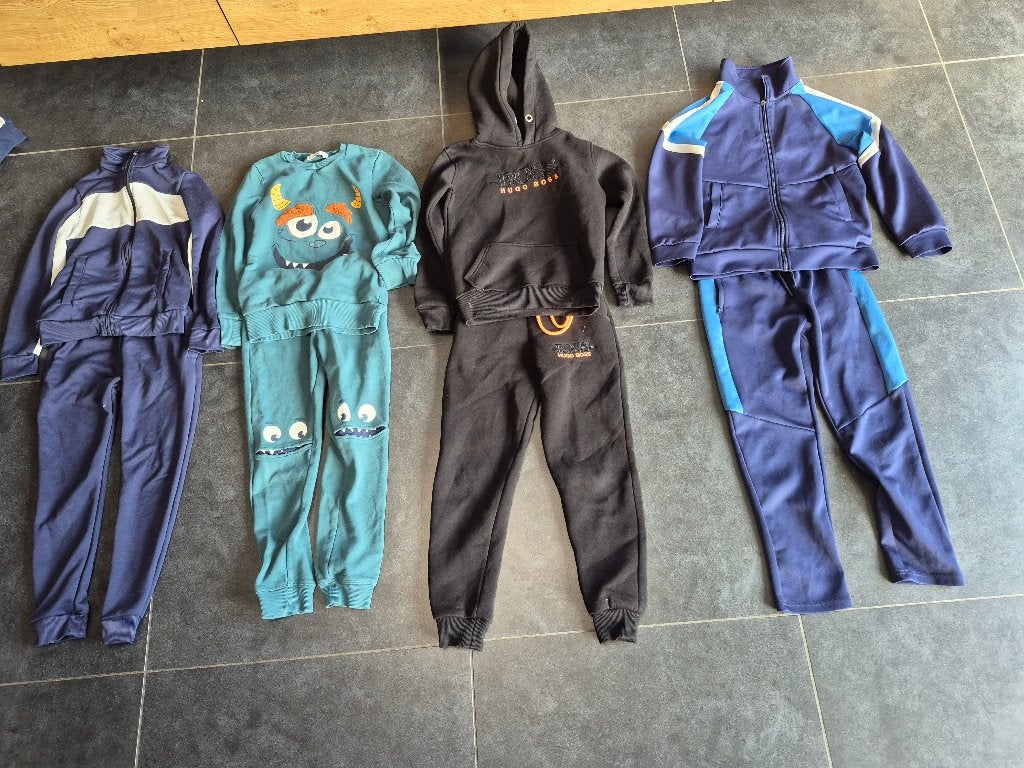 Kledingpakket 4 complete chillpakken / trainingspakken, Ophalen of Verzenden, Zo goed als nieuw, Maat 134