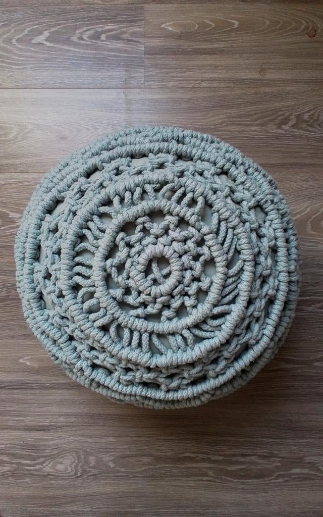 Prachtige Ibiza Look poef, Huis en Inrichting, Ibiza Boho, Rond, Minder dan 50 cm, Ophalen of Verzenden