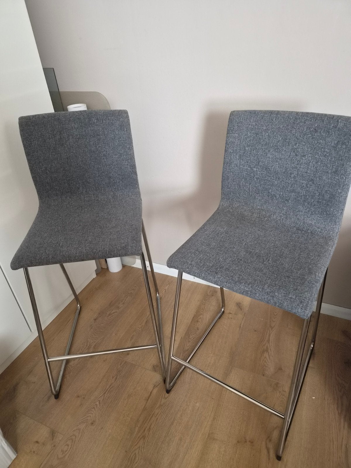 IKEA LILLÅNÄS Barkruk, verchroomd grijs, 76 cm, Ophalen, Met voetsteun, 60 tot 90 cm, Zo goed als nieuw