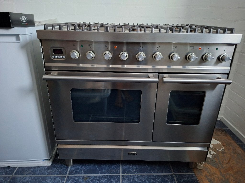 Zeer nette Boretti, dubbele oven en 6 pits gasfornuis, Ophalen, 60 cm of meer, Zo goed als nieuw, Energieklasse A of zuiniger