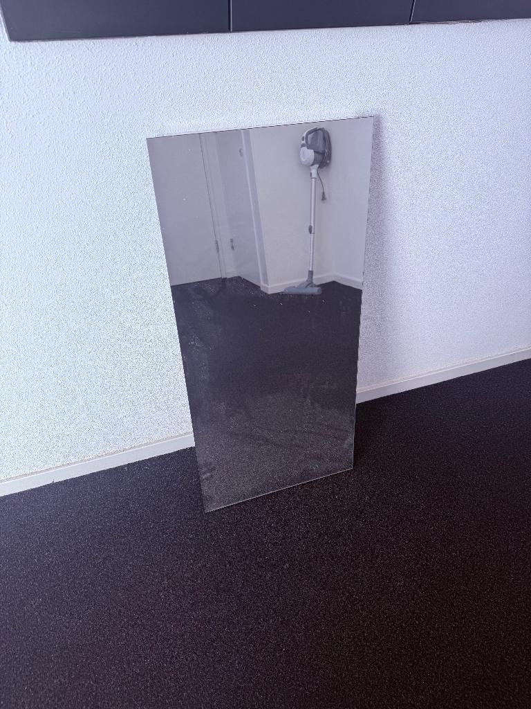 Qubic Line Toilet / badkamer spiegel GRATIS, Ophalen, Minder dan 50 cm, Zo goed als nieuw, Minder dan 100 cm