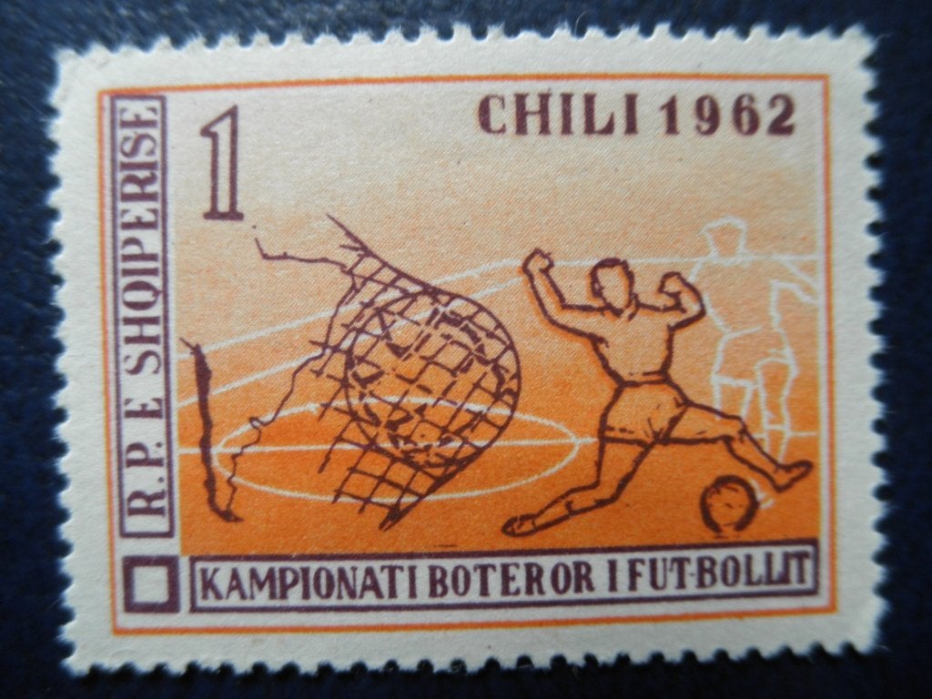 Postzegels Albanië 1962 nr. 673 voetbal - cw. 0,50 postfris., Ophalen of Verzenden, Overige landen, Postfris