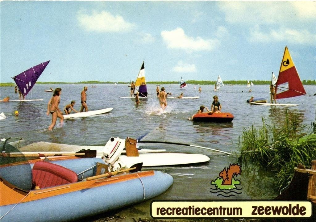 Recreatiecentrum Zeewolde - 1983 gelopen, Verzamelen, Ansichtkaarten | Nederland, Ophalen of Verzenden, 1980 tot heden, Gelopen