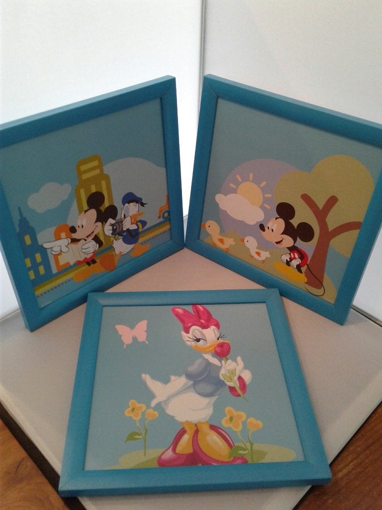 DISNEY 3 nieuwe, orig. schilderijtjes met houten omlijsting!, Ophalen of Verzenden, Nieuw, Ingelijst, Wanddecoratie