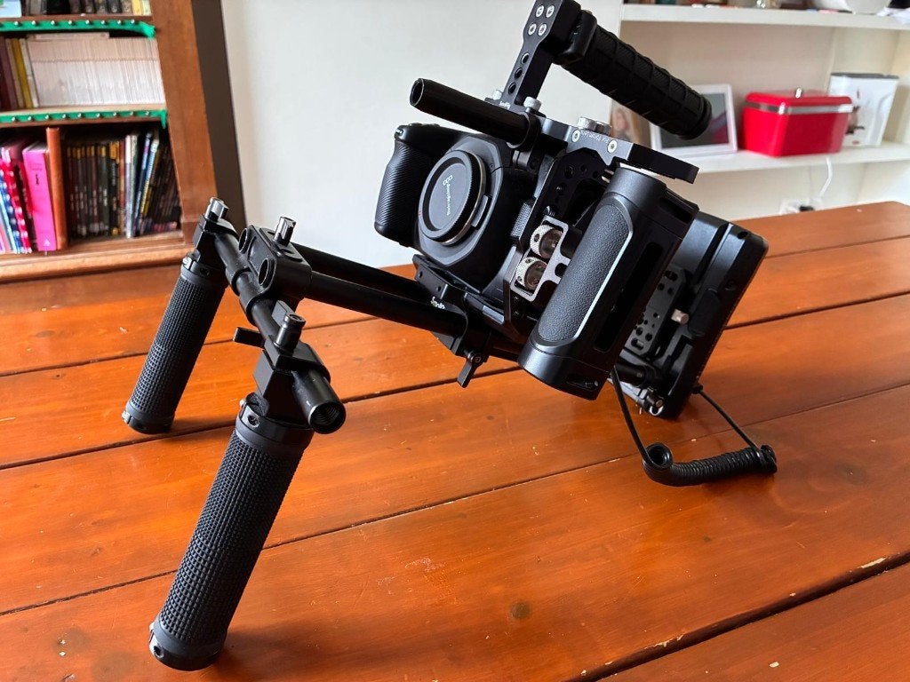 Complete set Blackmagic Pocket Cinema 4K, Minder dan 8x, Zo goed als nieuw, Geheugenkaart, Camera