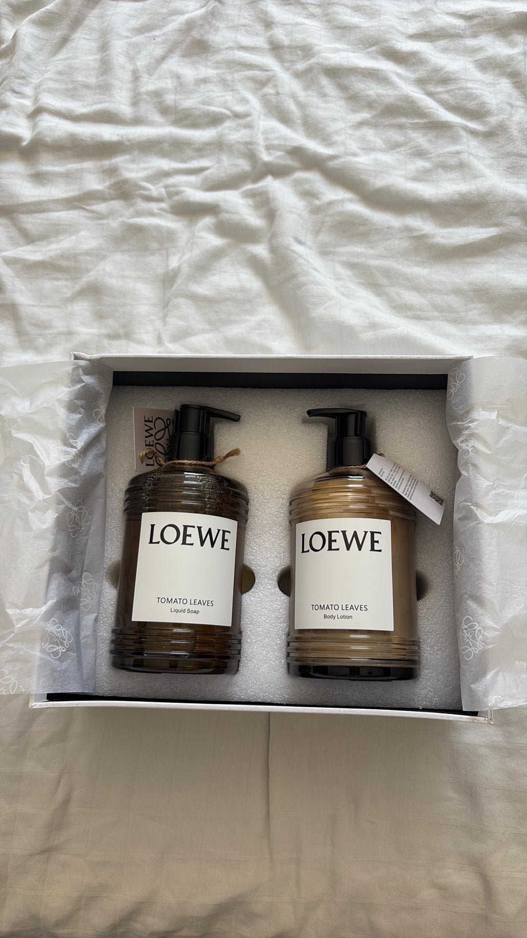 Loewe bodylotion en handzeep tomato leaves 360 ML, Ophalen of Verzenden, Zo goed als nieuw