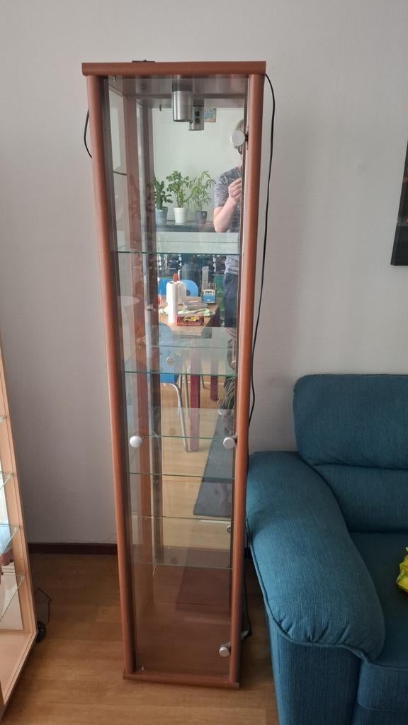 Vitrinekast met 4 glazen platen en verlichting, Ophalen of Verzenden