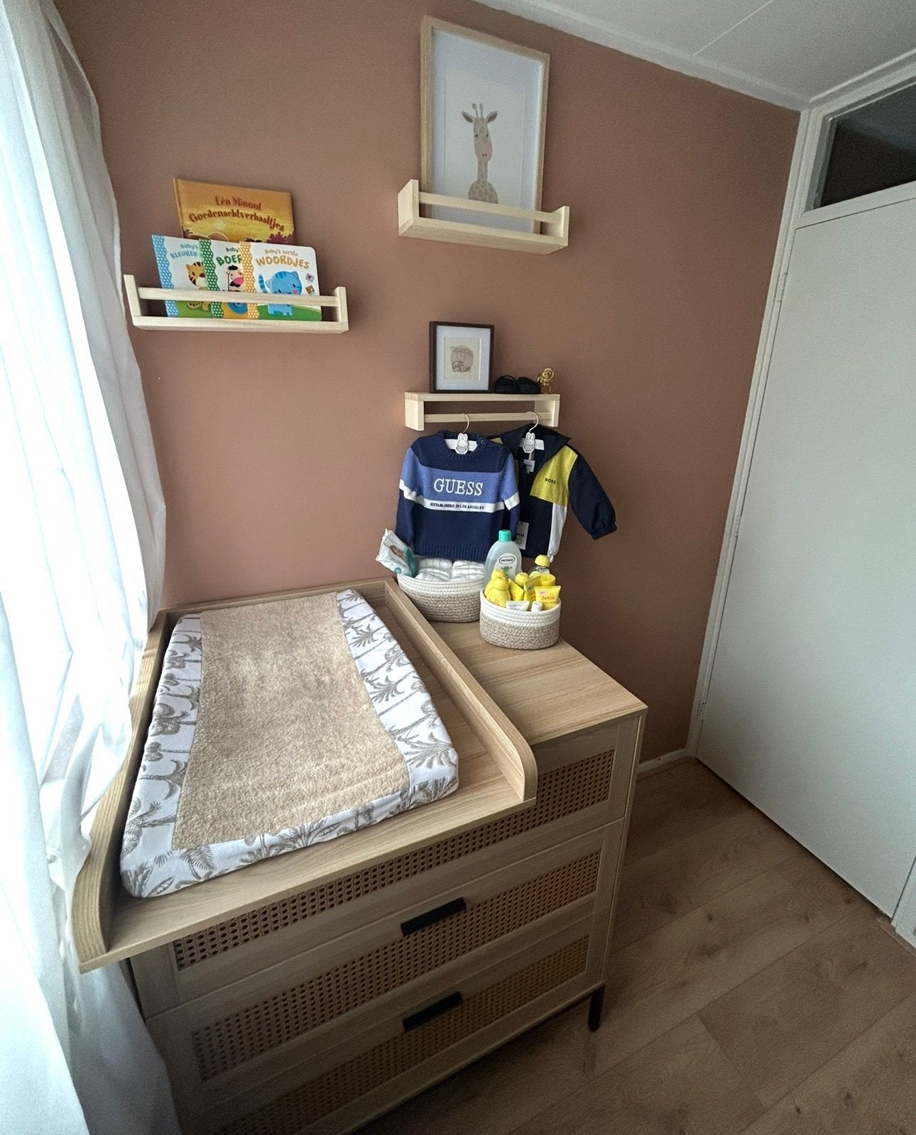 Commode Jakarta inclusief verlengblad (commode rotan), Kinderen en Baby's, Ophalen, 50 tot 70 cm, 90 tot 105 cm, 100 cm of meer