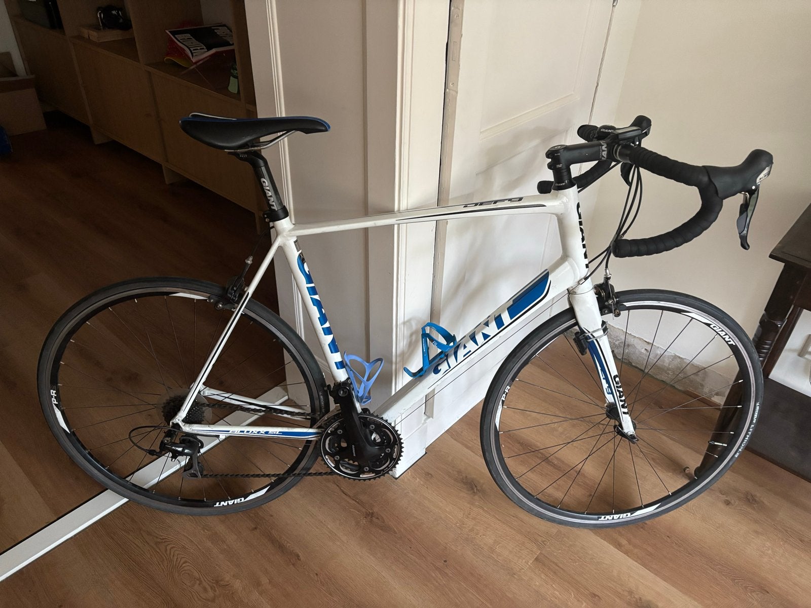 Giant Defy 9 racefiets - Wit/Blauw, Ophalen, 28 inch, Gebruikt, Velgrem