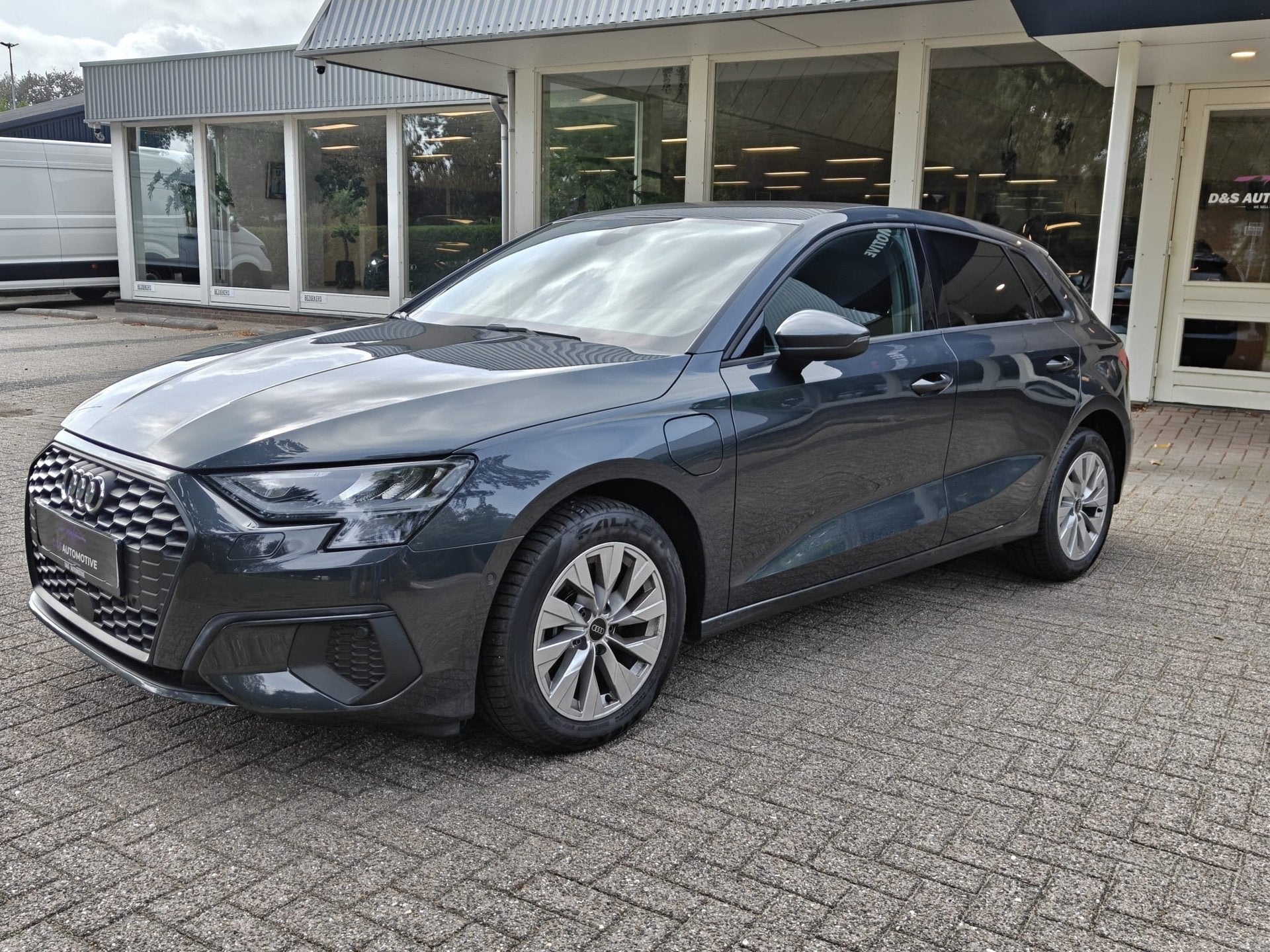 Foto 4 van Audi A3 Sportback 40 TFSI e Advanced edition KEYLESS/STOELVE