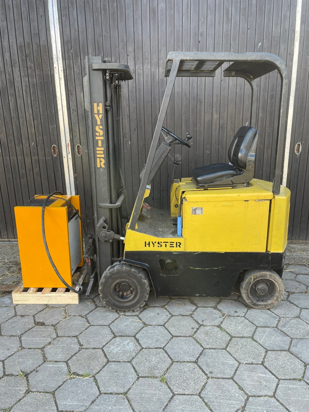 Hyster E1.50XL, heftruck elektrisch 1000kg, accu, Ophalen, Gebruikt