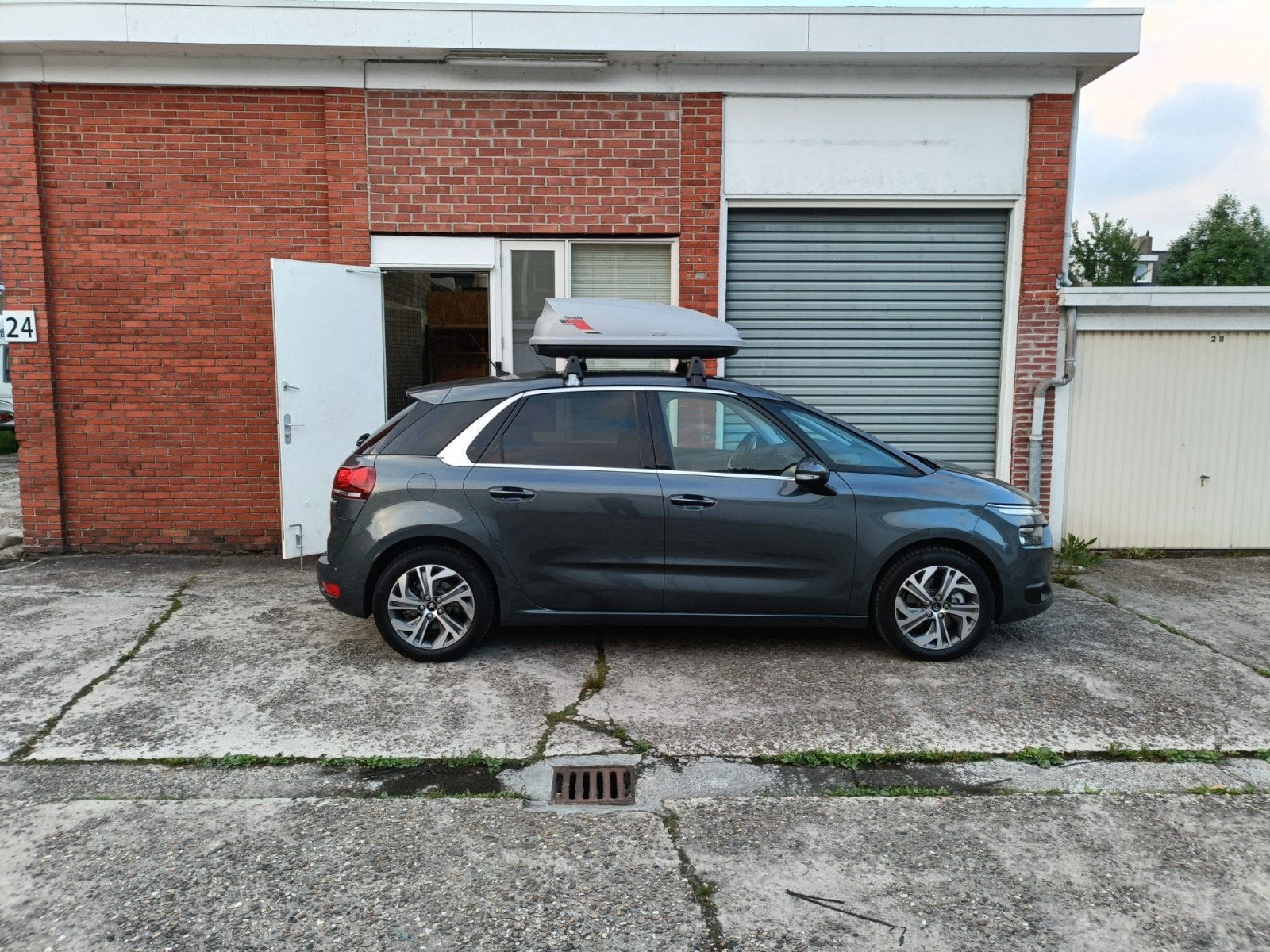 dakdragers + koffer Citroën C4 Picasso type 2, Auto diversen, Ophalen, Zo goed als nieuw