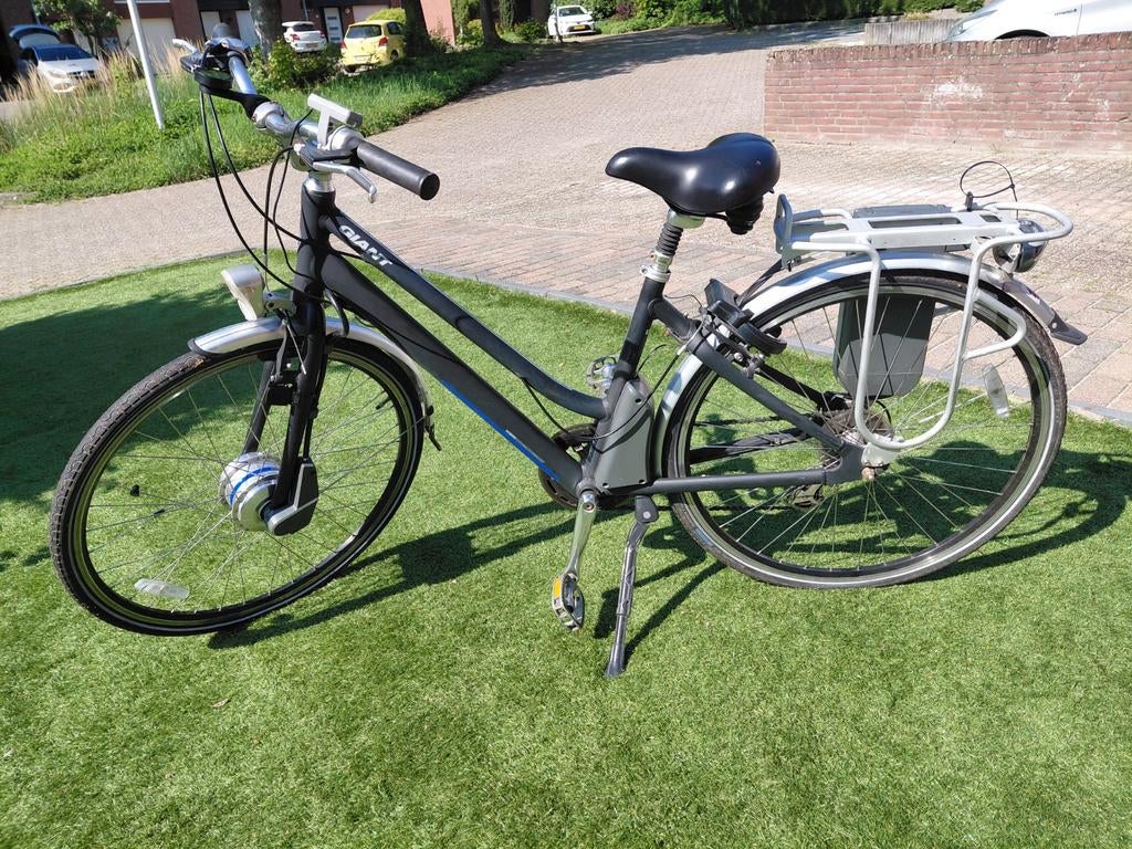 Giant elektrische fiets incl extra's (kapotte accu), Ophalen, Gebruikt, Giant