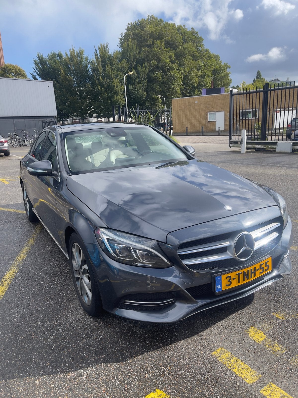 Mercedes-Benz C180 Automaat |Panoramadak| Dealeronderhouden, Auto's, Automaat, 1800 kg, Particulier, Sedan