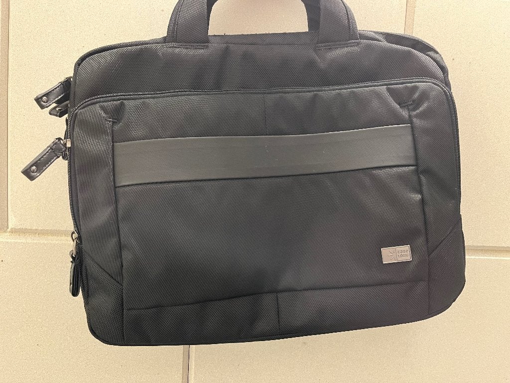 Laptop tas (Case Logic), Computers en Software, Ophalen, Handvat, Overige typen, Nieuw