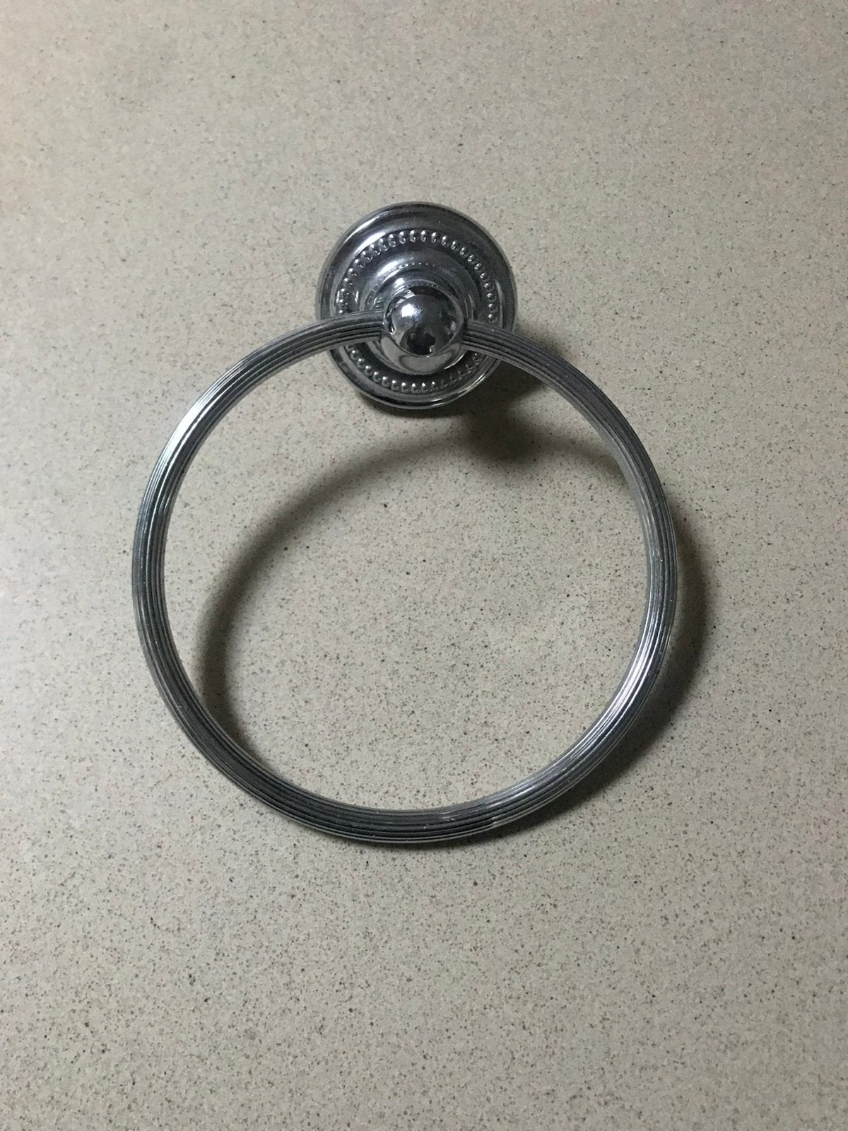 Handdoekhouder, ring chroom, Ophalen of Verzenden, Zo goed als nieuw, Overige kleuren