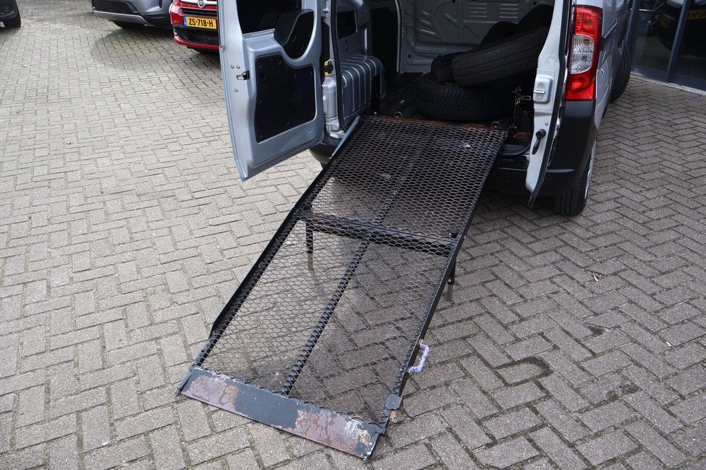 Fiat Fiorino 1.3 MJ SX | Automaat | Lift | Origineel NL | Cr, Auto's, Bestelauto's, Euro 5, Stof, Gebruikt, Zwart