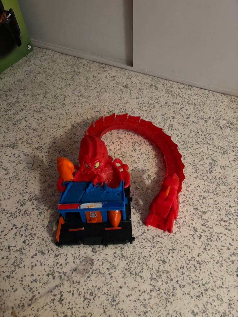 Hotwheels schorpioen, Ophalen, Gebruikt