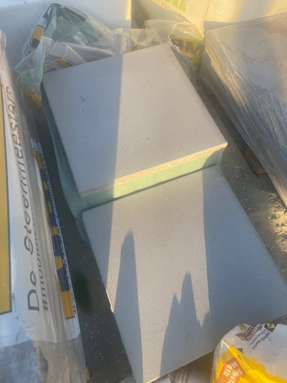 Nieuwe tegels 60x60x4 - 5 stuks, Doe-het-zelf en Verbouw, Tegels, Ophalen, 60 cm of meer, Nieuw, Minder dan 5 m²